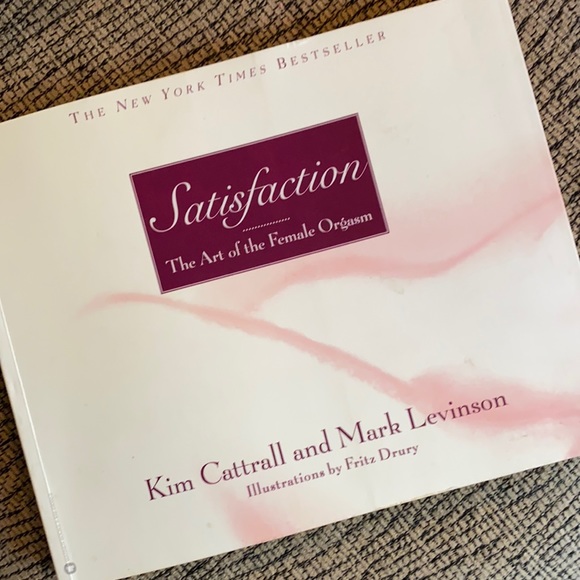 EUC Kim Cattrall New York Times Bestseller 2002 Book “Satisfaction”Mark Levinson